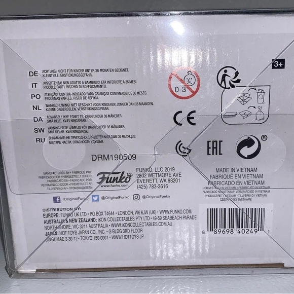 NIB Funko Pop Rick & Morty Exoskeleton Snowball  #569 W/ Protector - Picture 6 of 8